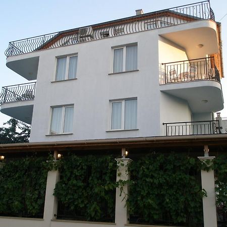 Family Hotel Maritime Ahtopol Luaran gambar